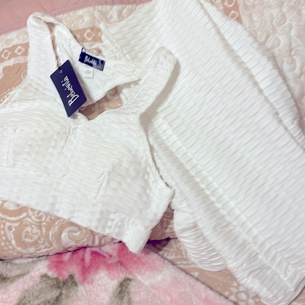 Very pretty set, tank top/pants